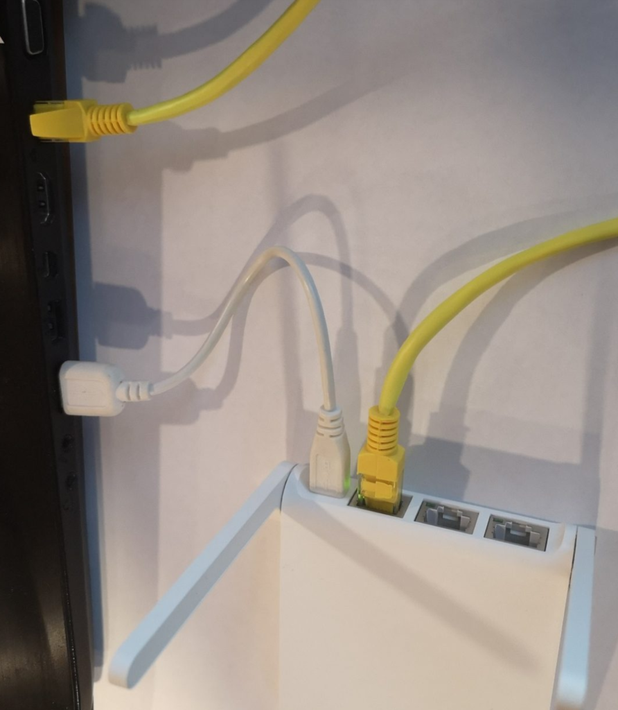 Роутер для анонимного серфинга в интернете и Darknet